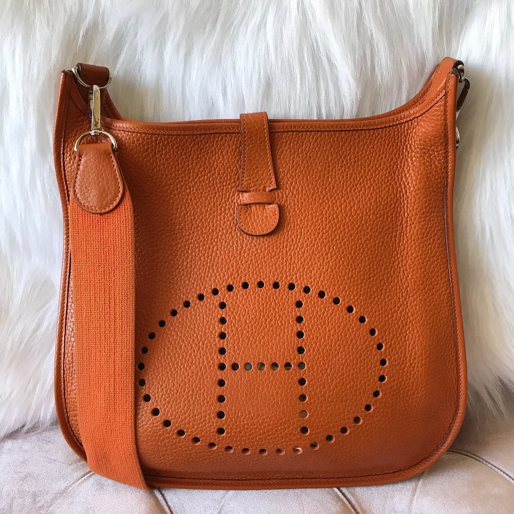 SOLD! HERMES Evelyne II GM Clemence Crossbody